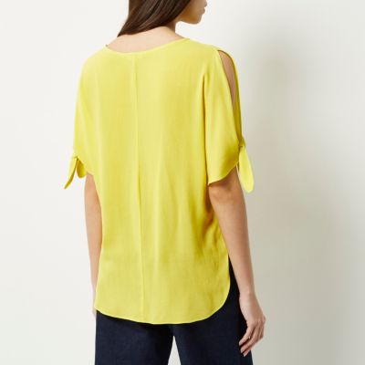 Lime tied sleeves t-shirt